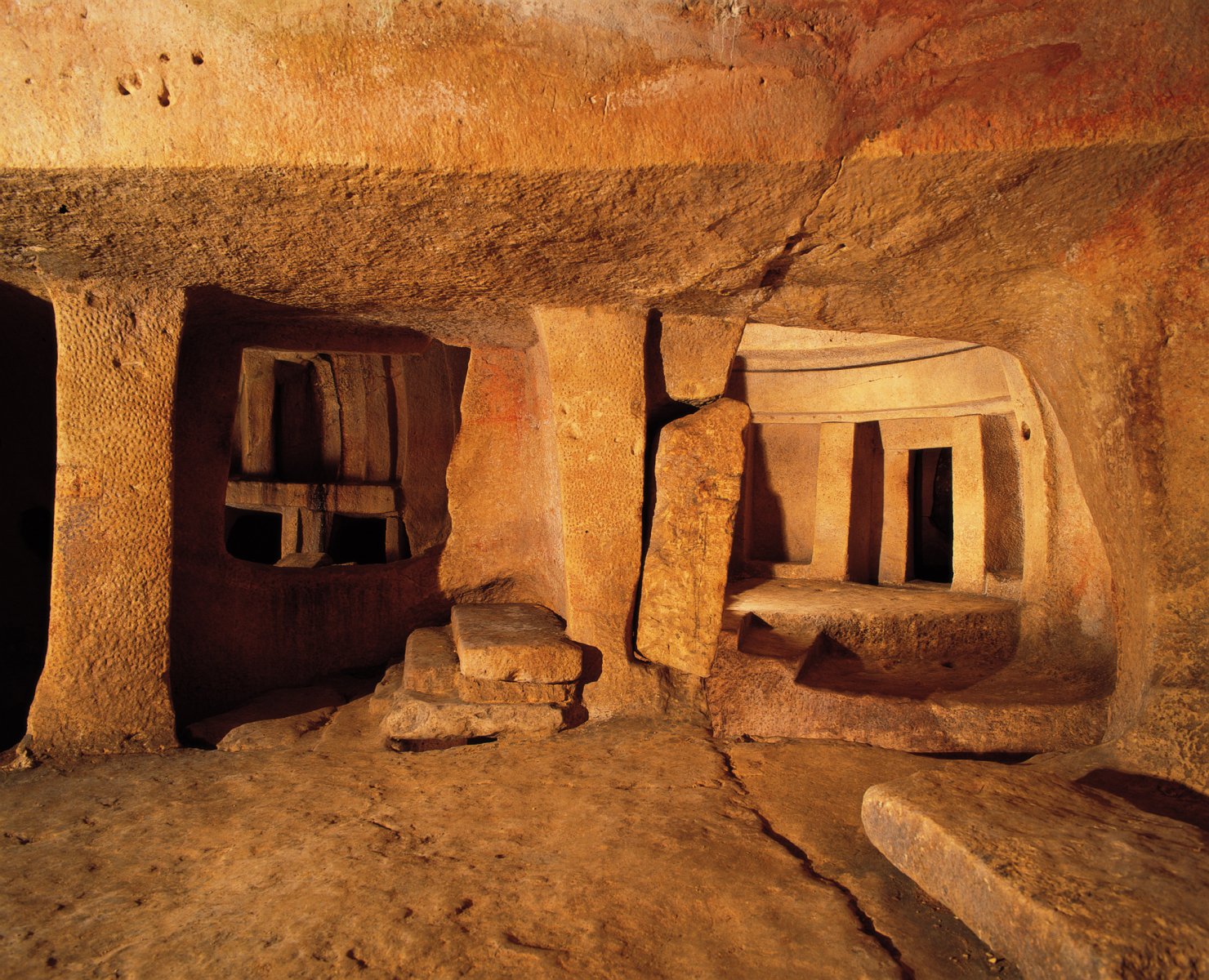 Hypogeum_2.jpg