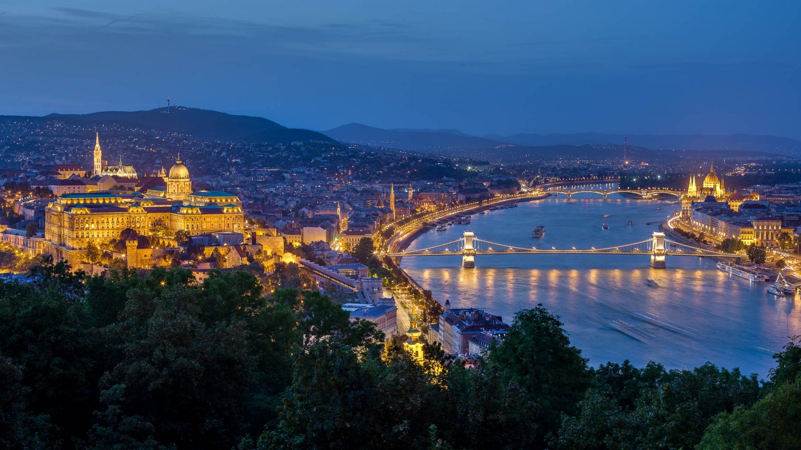 Buda-Castle-and-Chain-Bridge-panorama-from-Gellert-hill-in-the-blue-hour-.jpg