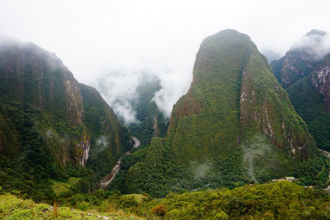 machu mountains.JPG