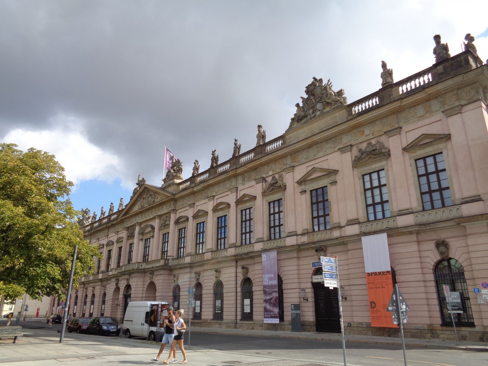 Berlin - Unter Den Linden 01 (Zeughaus, German Historic Museum).JPG