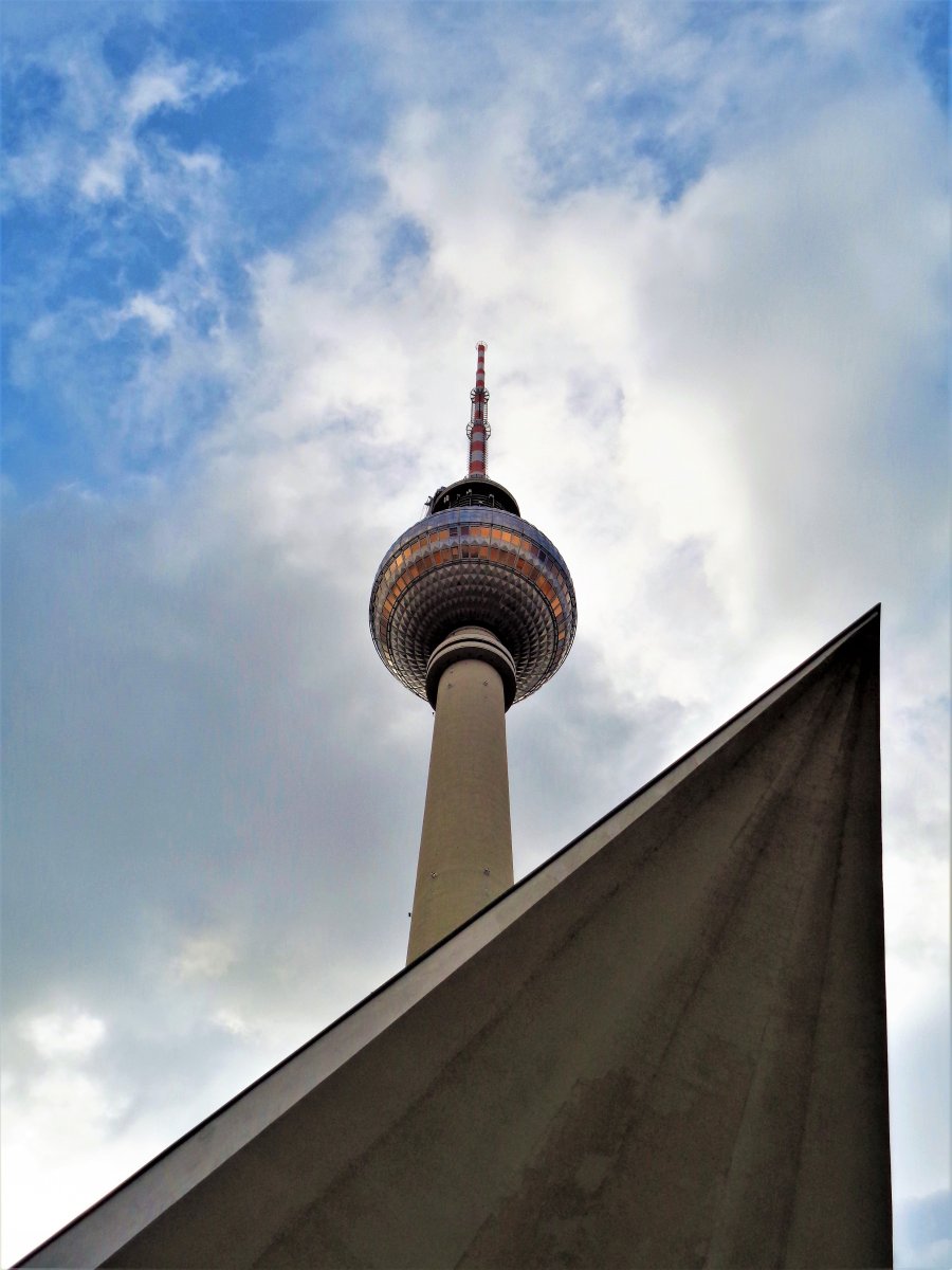 Berlin - Television Tower (Fernsehturm) 05.JPG