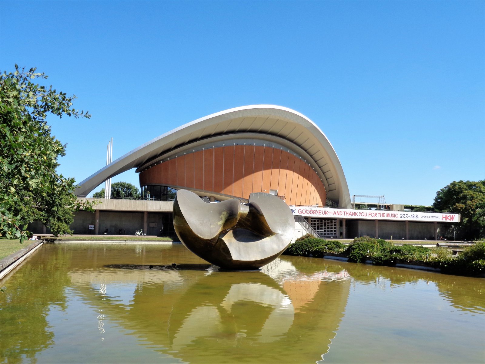 Berlin - Tiergarten 22 (Haus der Kulturen der Welt).JPG