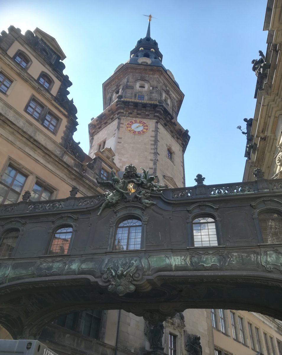 18. IMG_Neo-Baroque Γέφυρα που ενώνει Καθεδρικός Ναός με Hausmannsturm tower & Βασιλικό Παλάτι ς.jpg