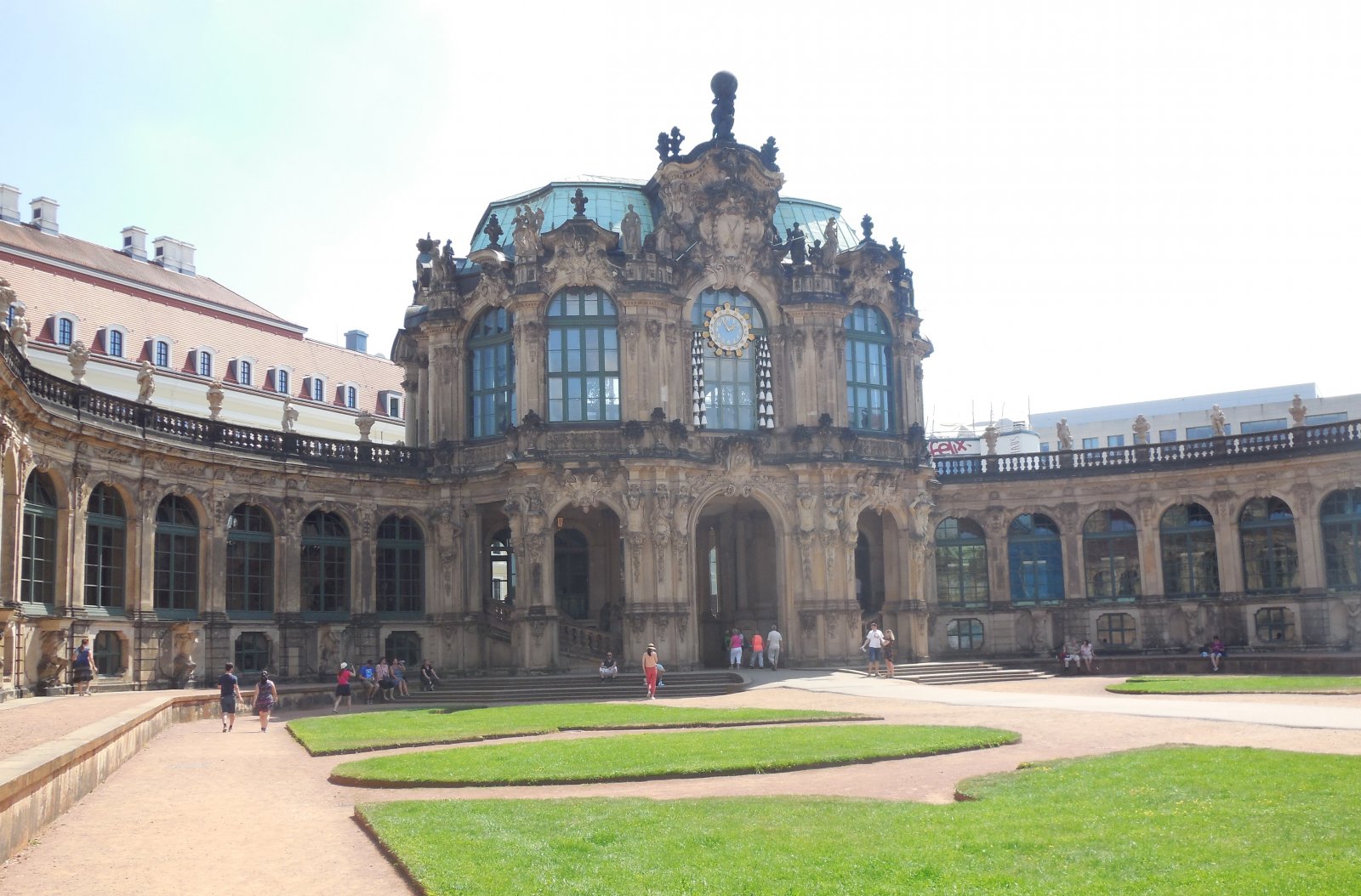 59. Zwinger Palace - Περίπτερο του Ρολογιού - Glockenspielpavillon.JPG