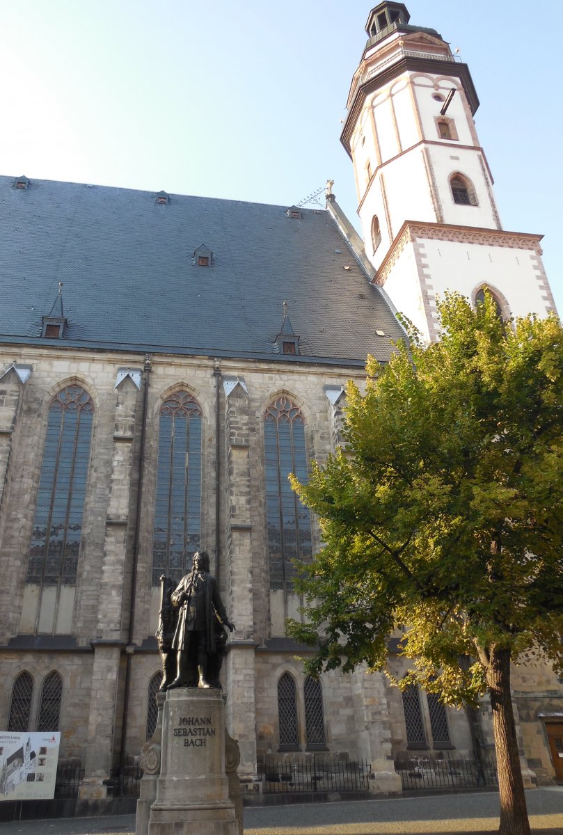 20. Εκκλησία του Αγίου Θωμά (Thomaskirche)Άγαλμα του Bach.JPG