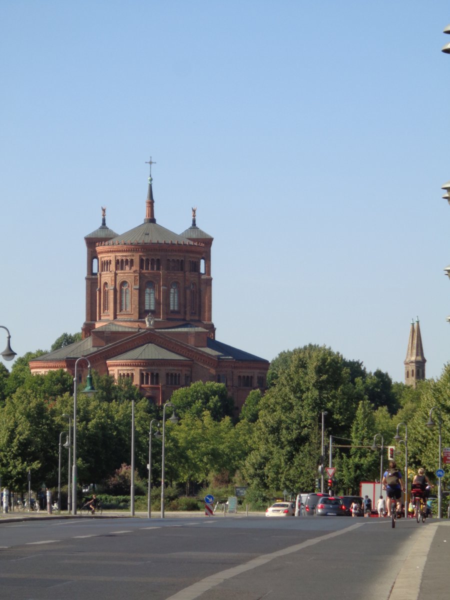 Berlin - Evangelische Kirchengemeinde St. Thomas 01.JPG