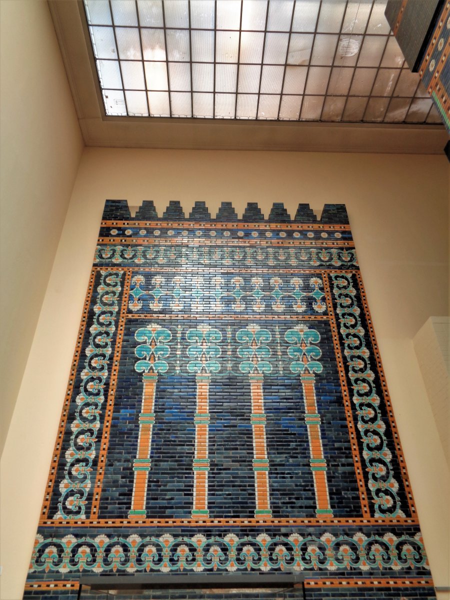 Berlin - Pergamon Museum 12 (Ishtar Gate).JPG