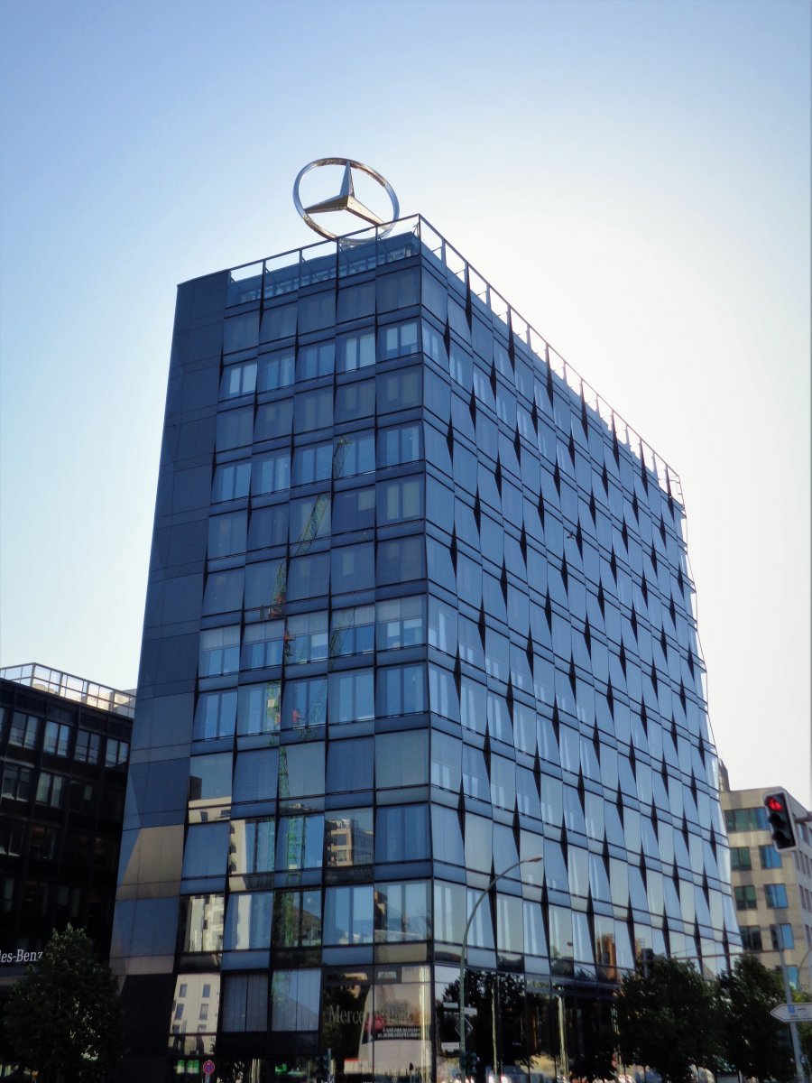 Berlin - Mercedes Benz tower.JPG