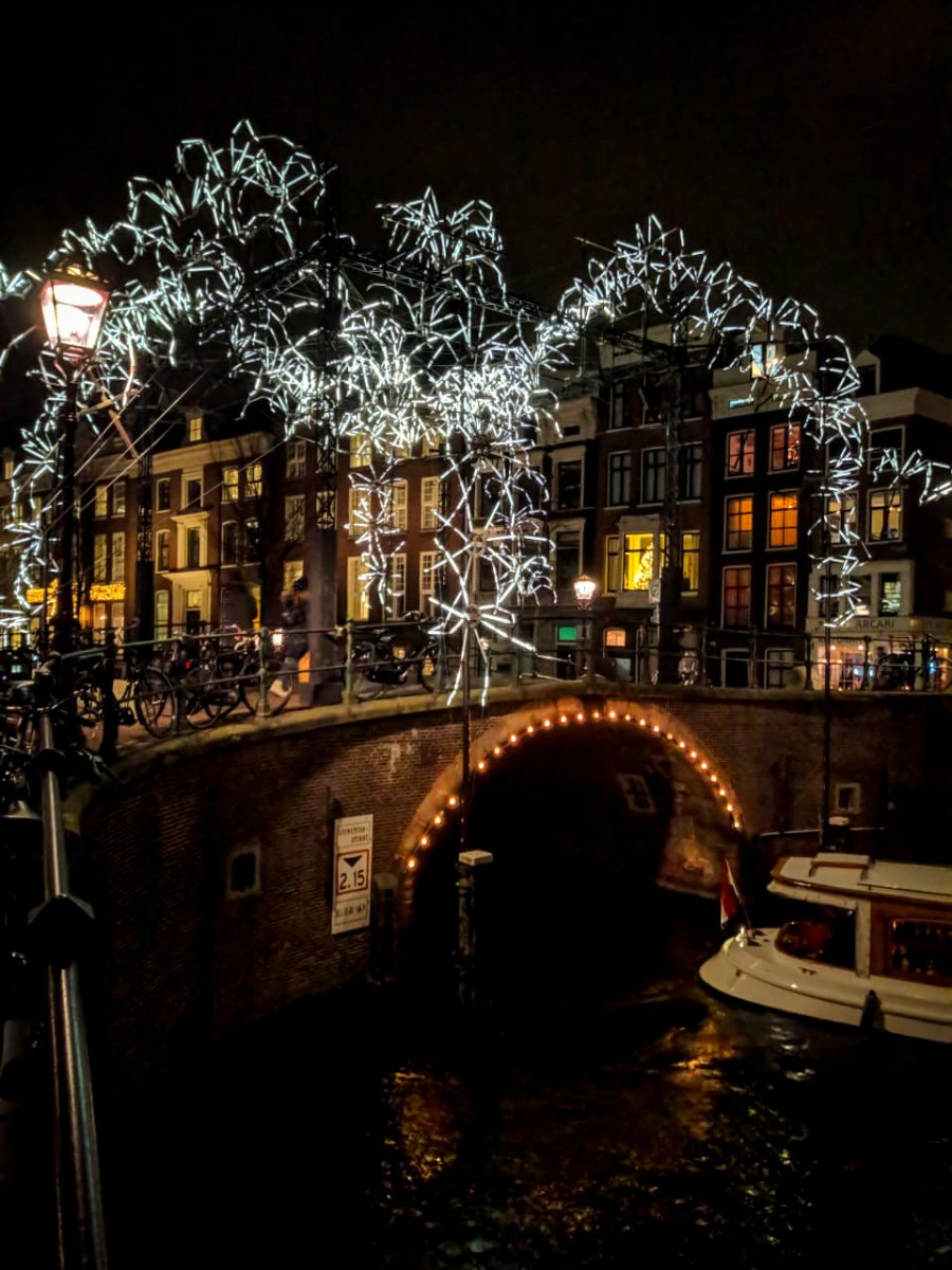 amsterdam.jpeg