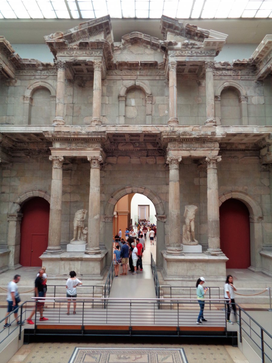 Berlin - Pergamon Museum 17 (Market Gate of Miletus).JPG