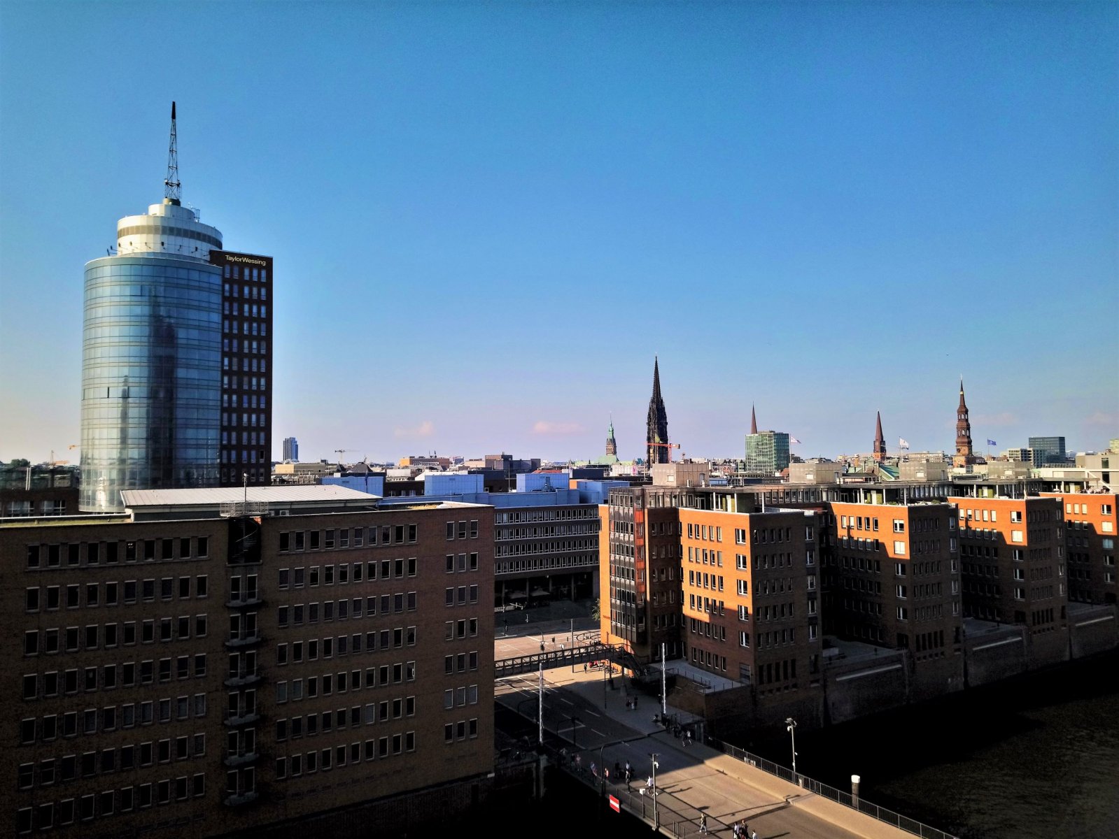 Hamburg - Elbphilarmonie 09.JPG