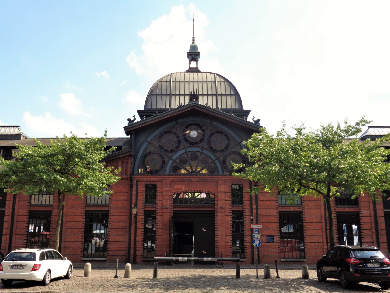 Hamburg - Altona 05 (Fish Auction Hall).JPG