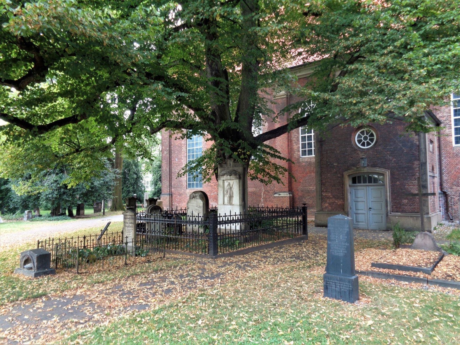 Hamburg - Altona 29 (Christianskirche).JPG