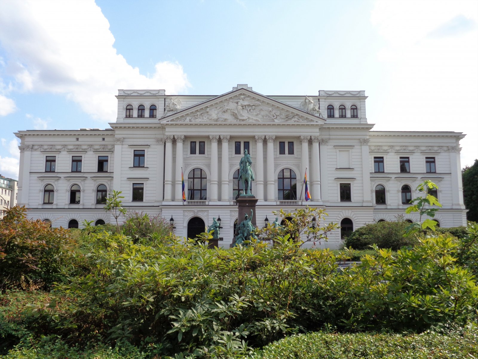 Hamburg - Altona 32 (Rathaus Altona).JPG