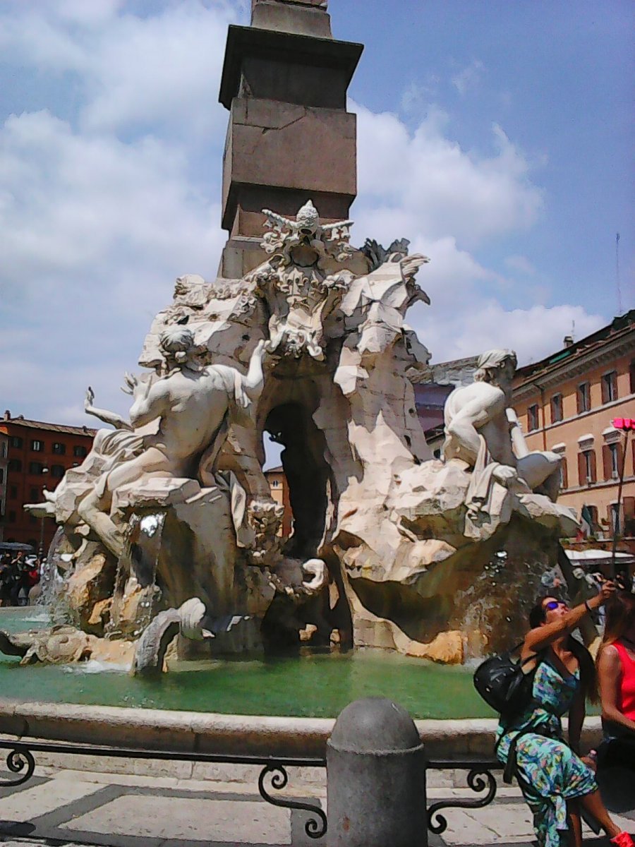 piazza navona2.jpg