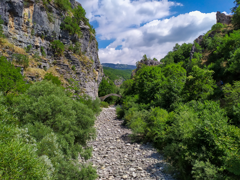 Γεφύρι του Κοντοδήμου ή Λαζαρίδη. Χτίστηκε το 1753