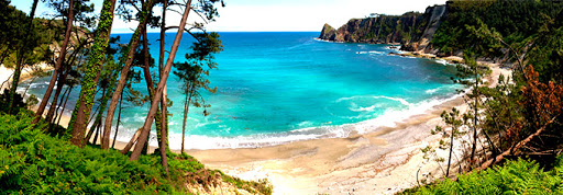 cudillero playa de oleiros.jpg