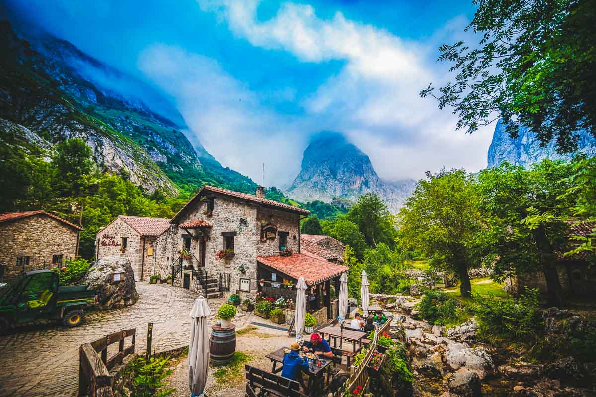 bulnes asturias.jpg