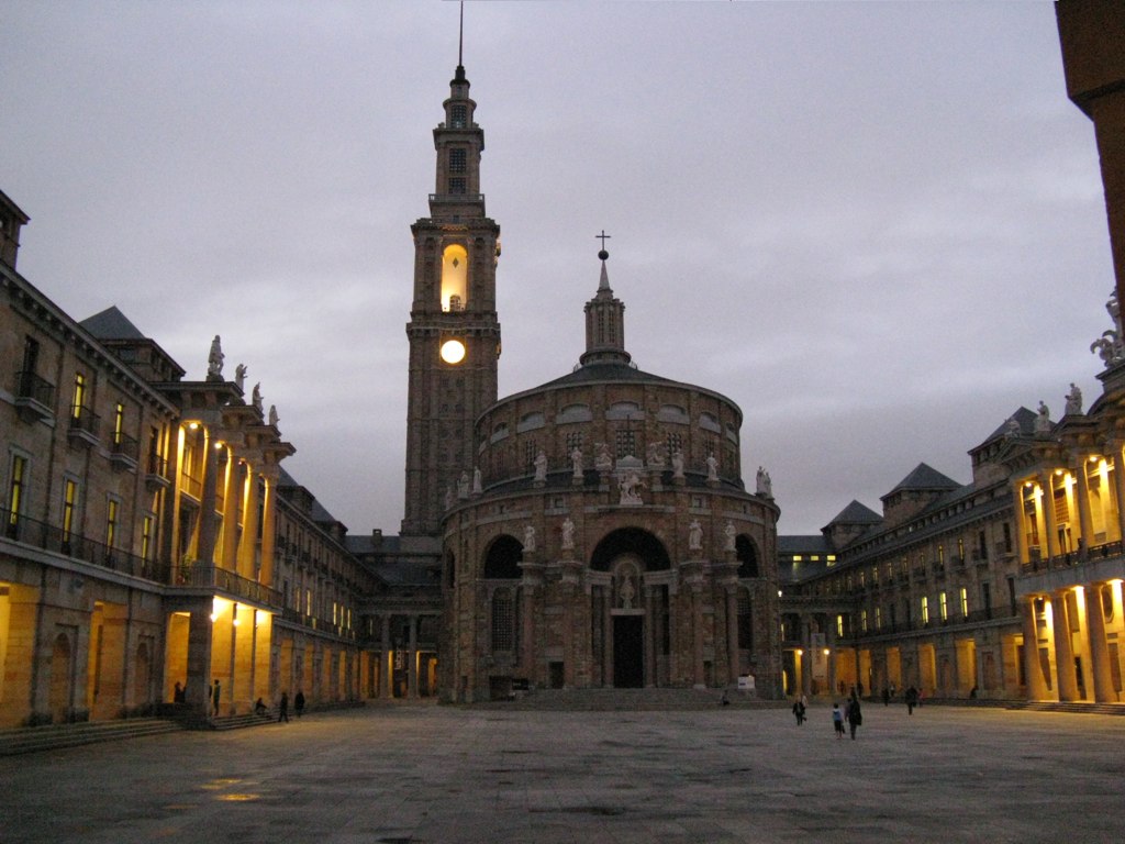 Gijon Laboral_Universidad,_Gijon_Spain.jpg