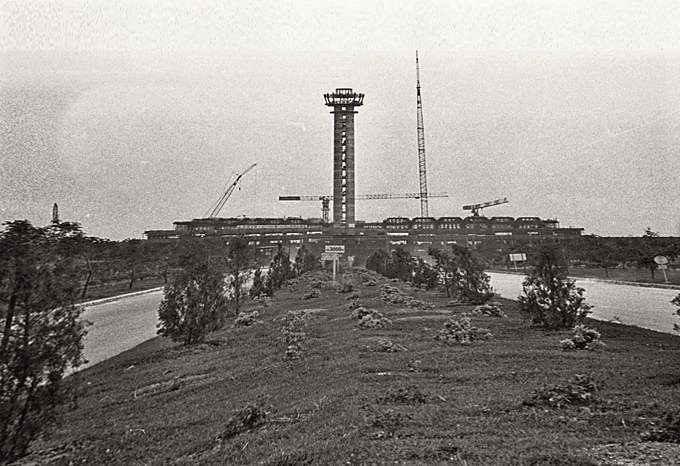 Before-Changi-Airport-Control-Tower-cr-The-Straits-Times.jpg