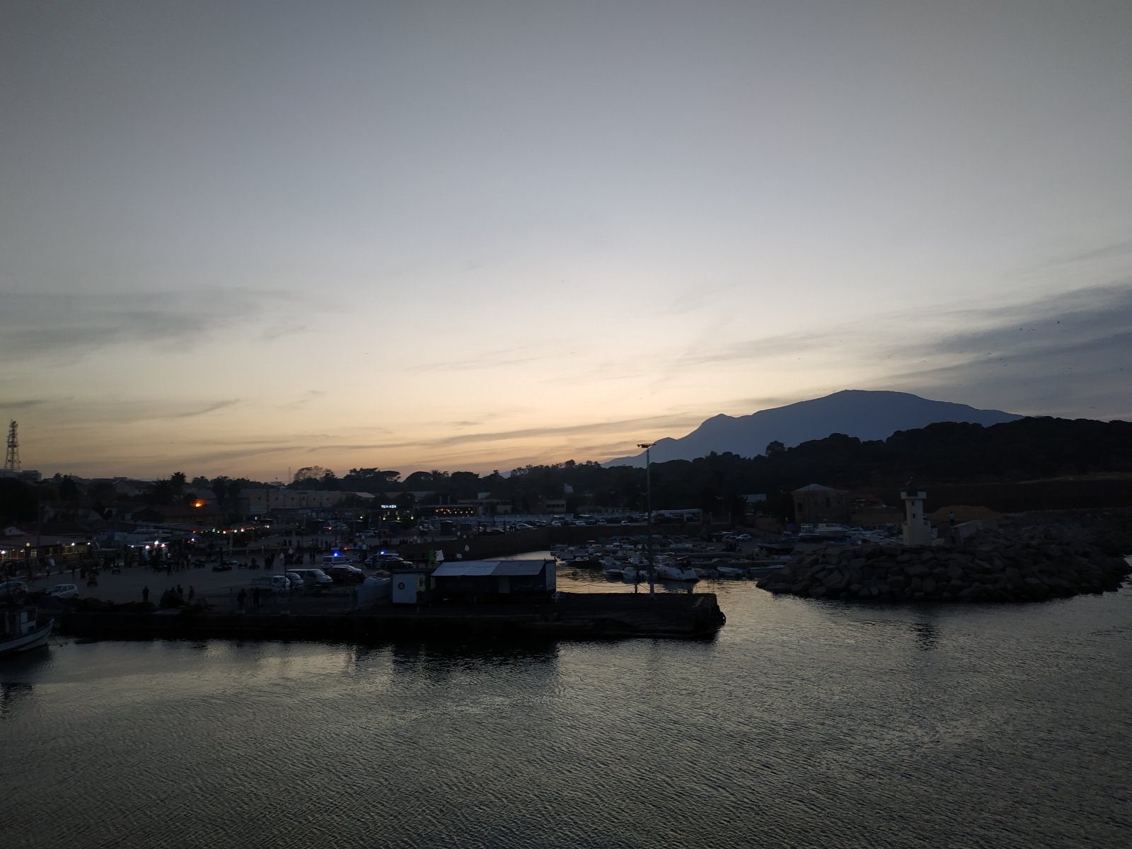 fishing port of Tipaza.jpg