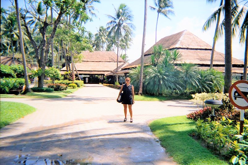 samui airport.jpg