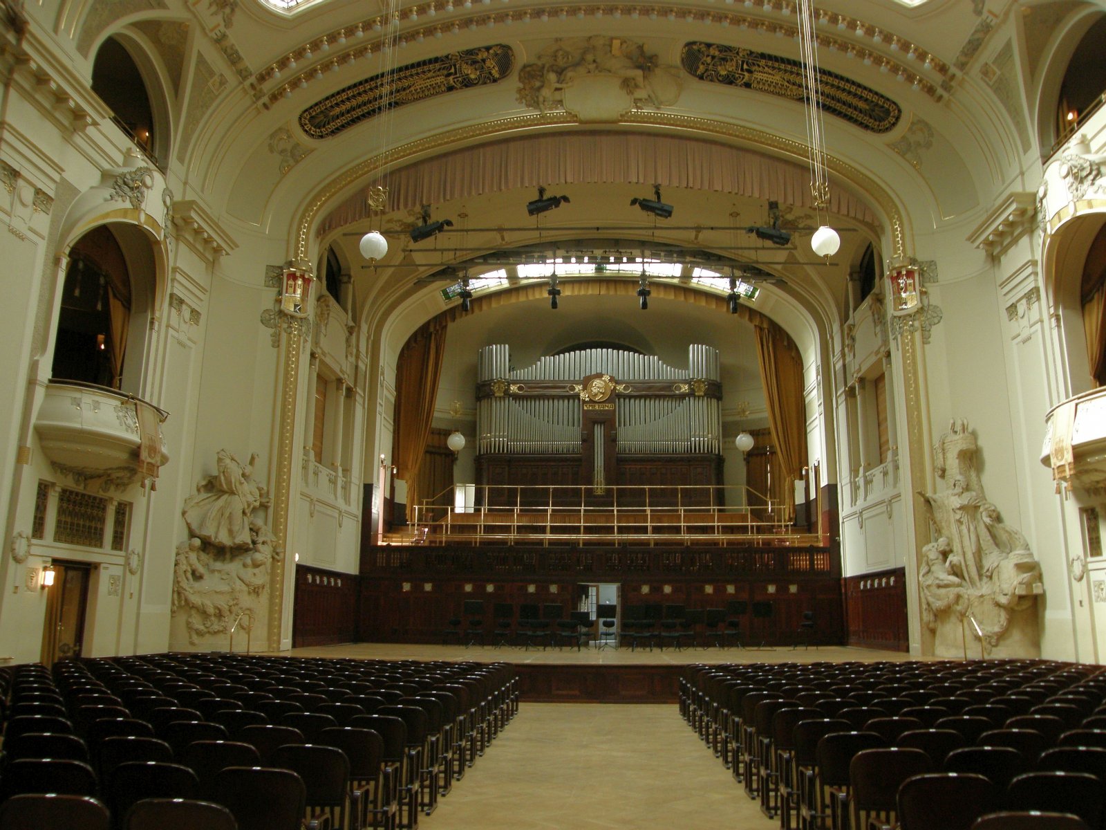 P4281174.jpg