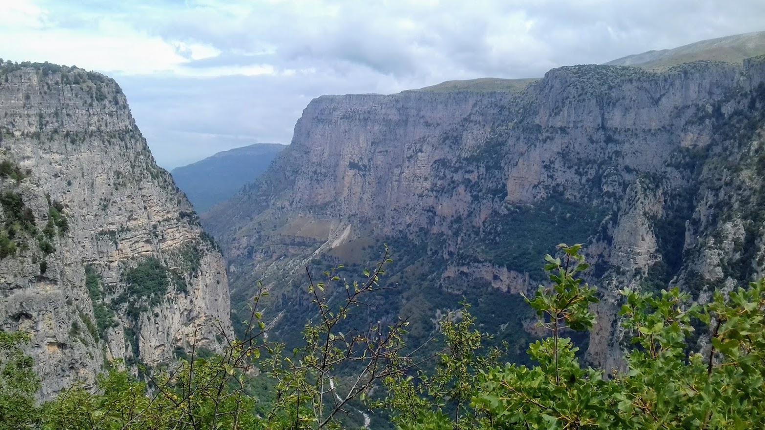 vikos.jpg