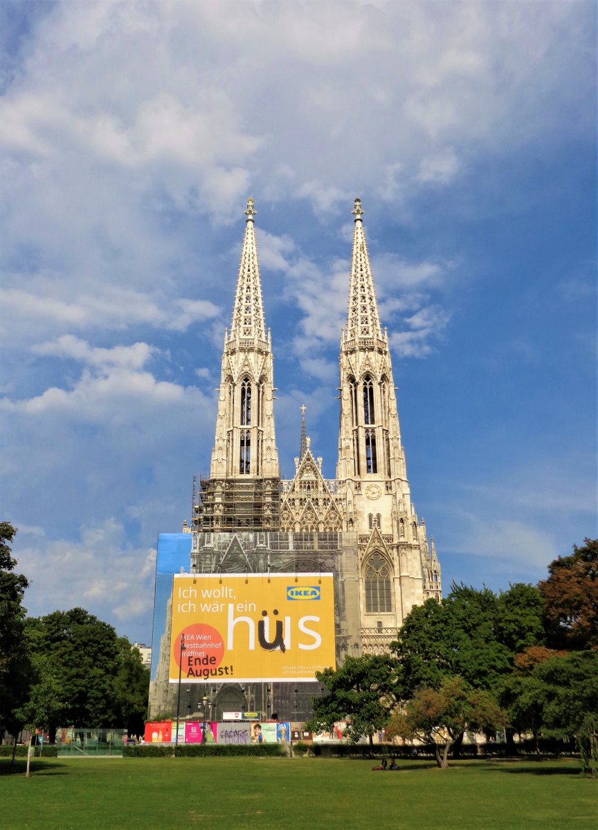 Vienna - Votivkirche 1.JPG