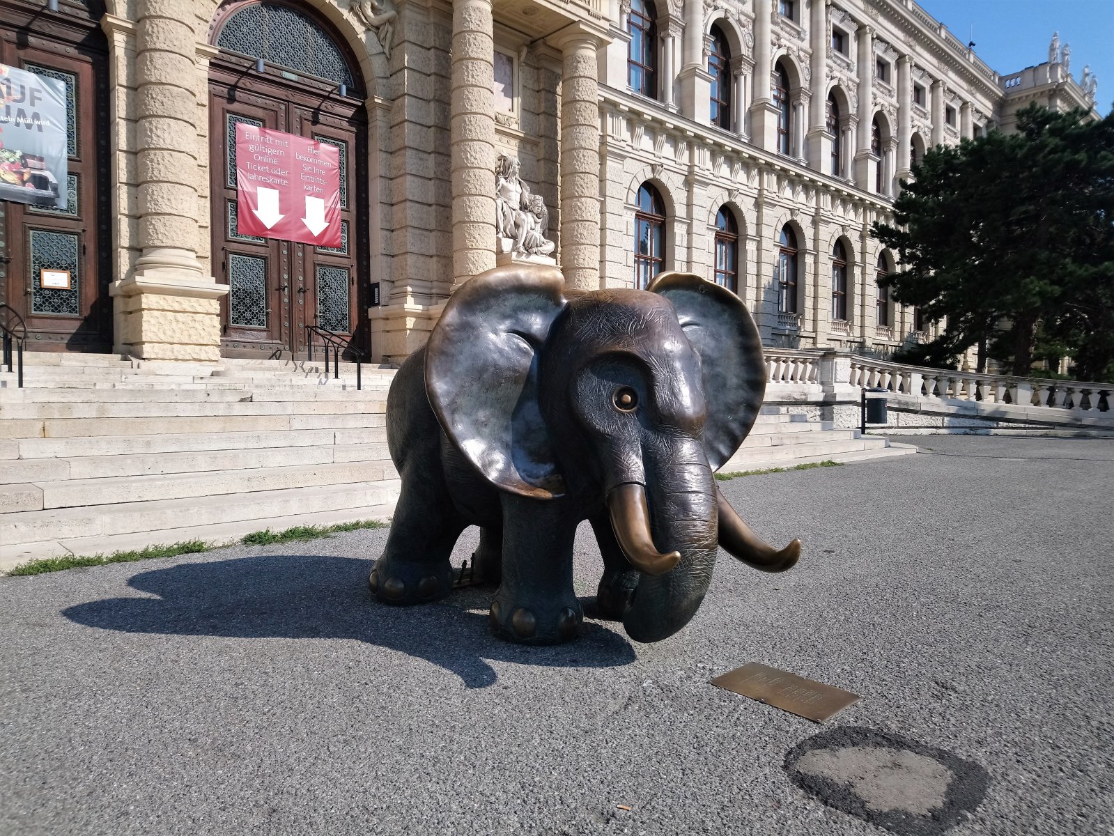 Vienna - Natural History Museum 04.JPG