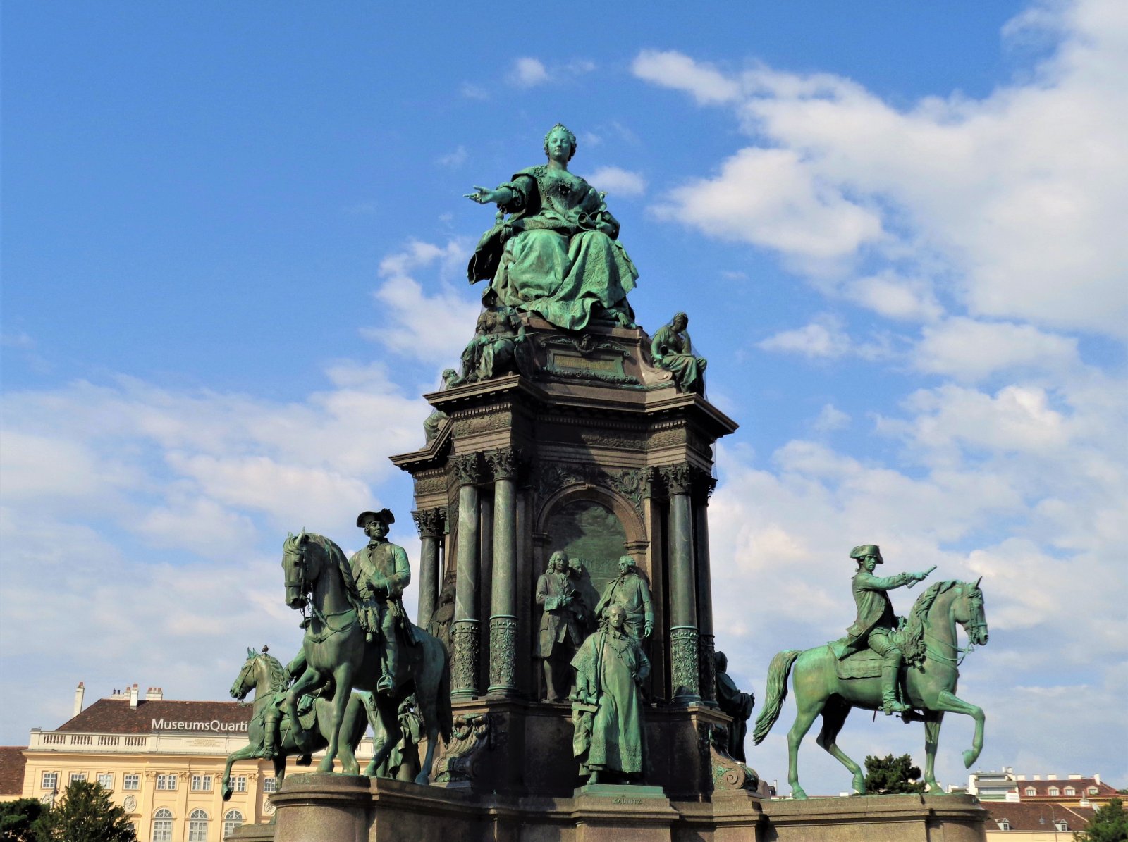 Vienna - Maria Theresien Platz 1.JPG