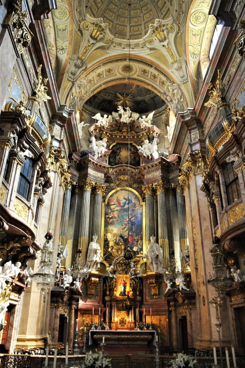 Vienna - St. Peter's Catholic Church 2.jpg