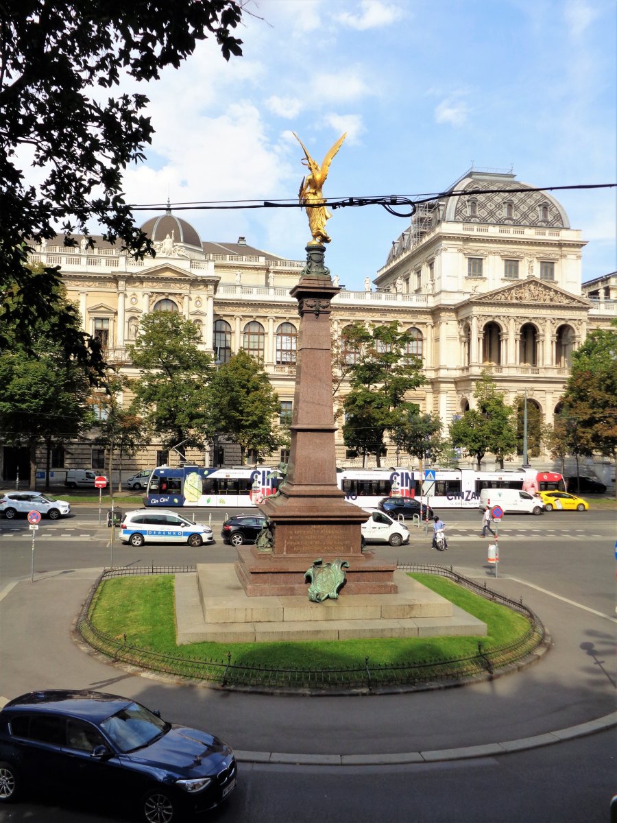 Vienna - Johann Andreas von Liebenberg monument.JPG