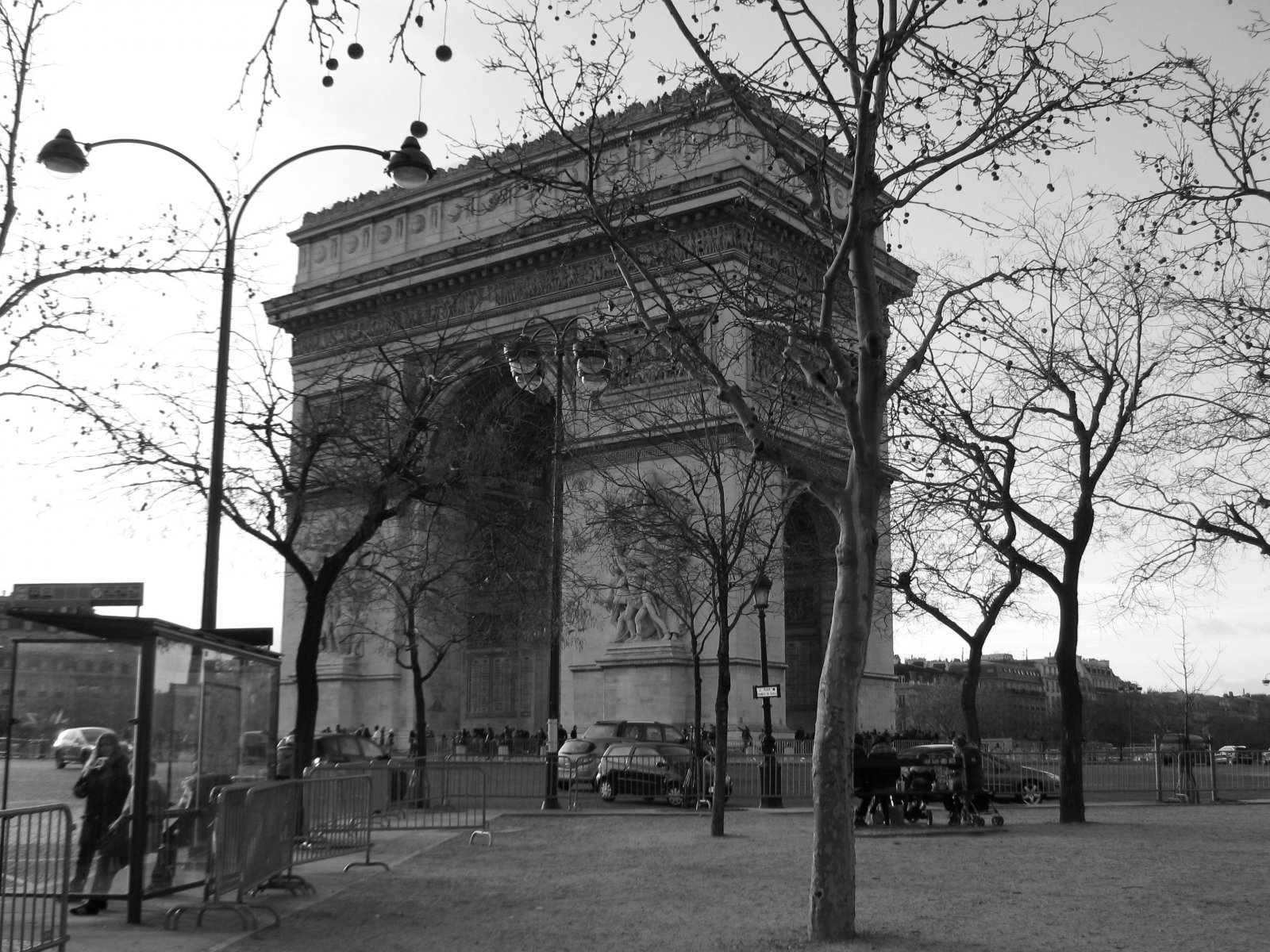 IMG_0278_arc de triomphe.jpg