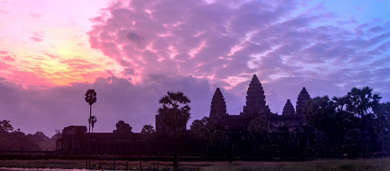 Sunrise @ Angkor Wat v2_remastered.jpg