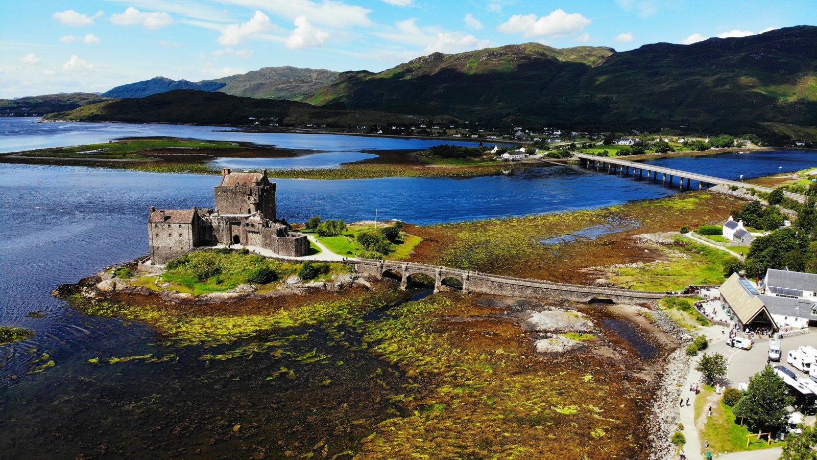 Eilean Donan Castle.jpg