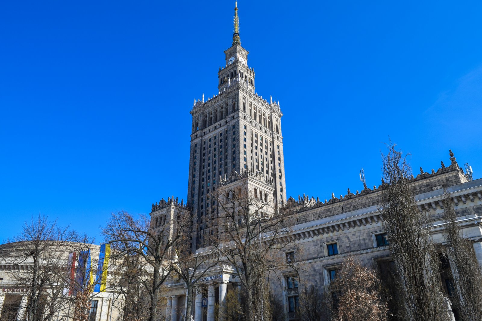 Warsaw (973).jpg