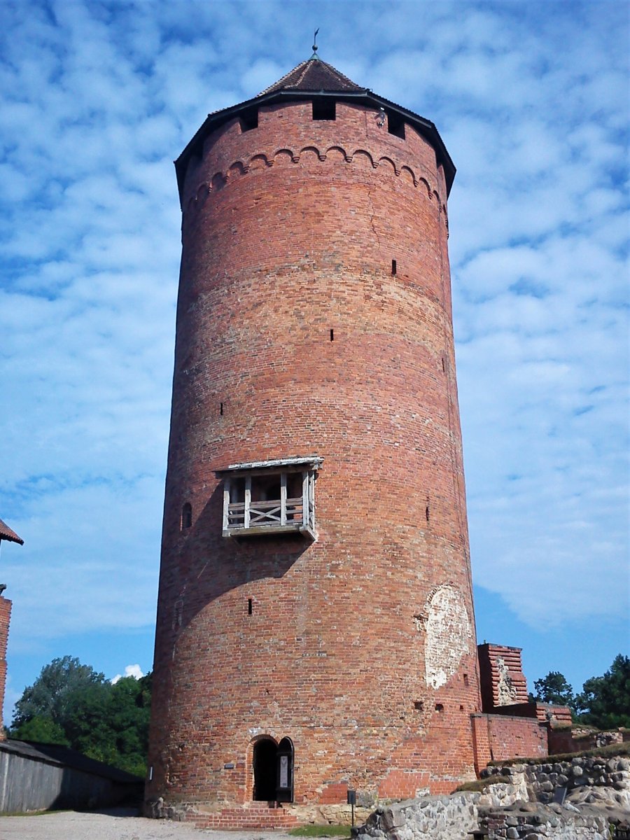 Turaida Castle, Latvia 04.jpg