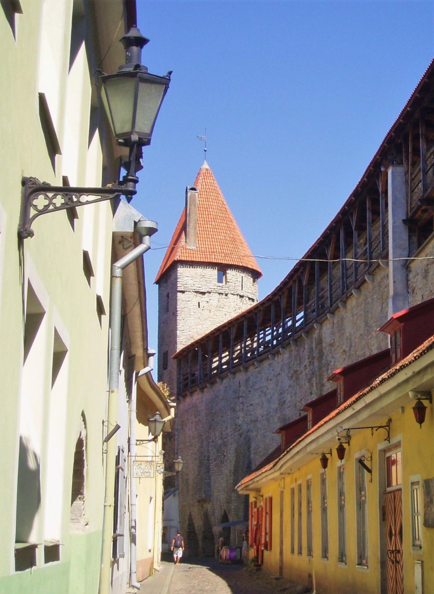 Tallinn 38, Old Town.JPG