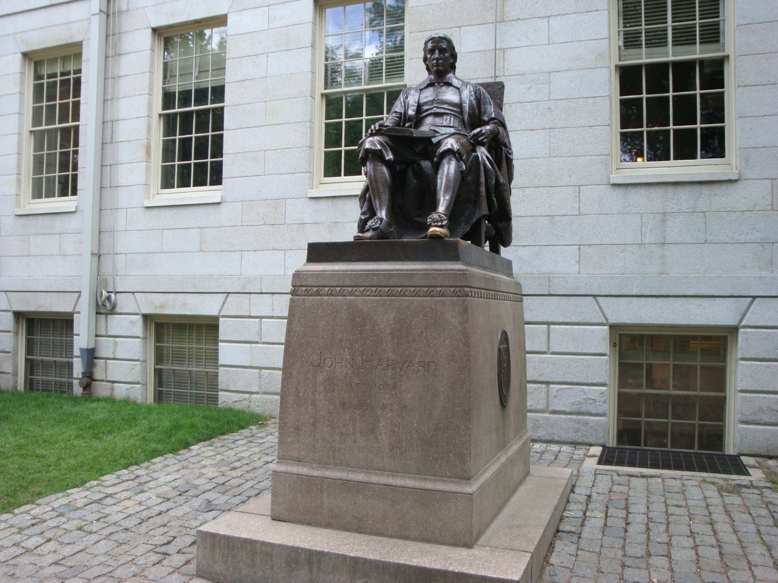 Harvard2.jpg