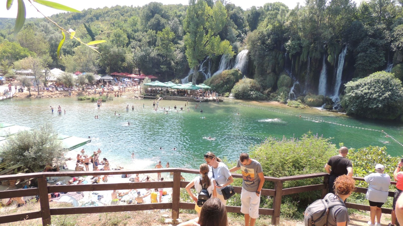 Kravica waterfalls 2.jpg