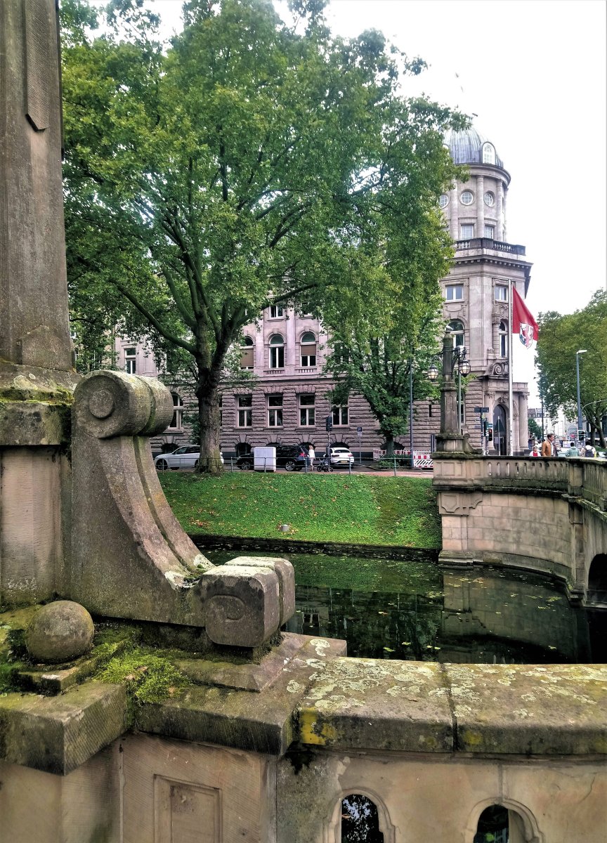 Düsseldorf - Stadtgraben 03.JPG