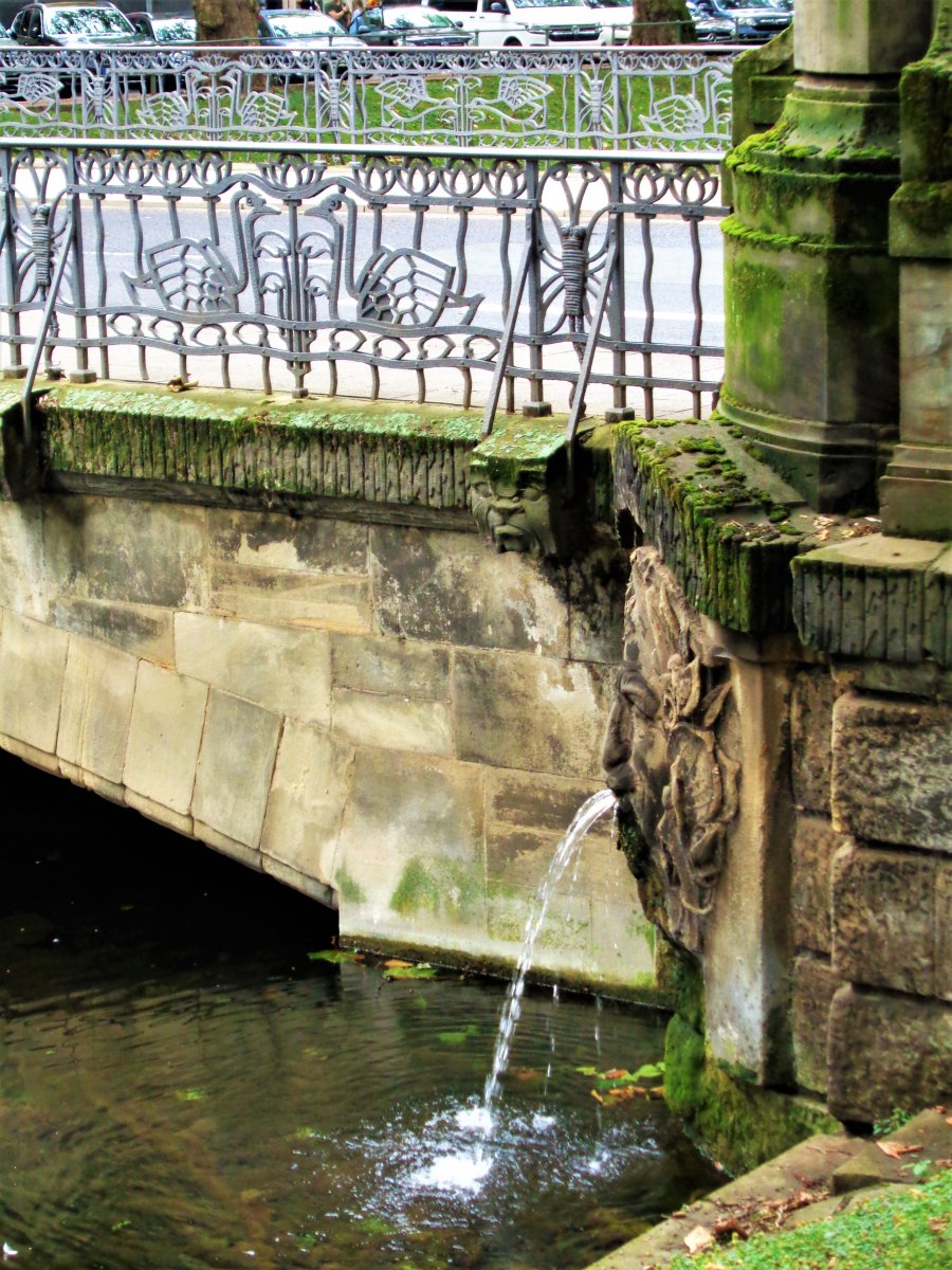 Düsseldorf - Stadtgraben 09.JPG