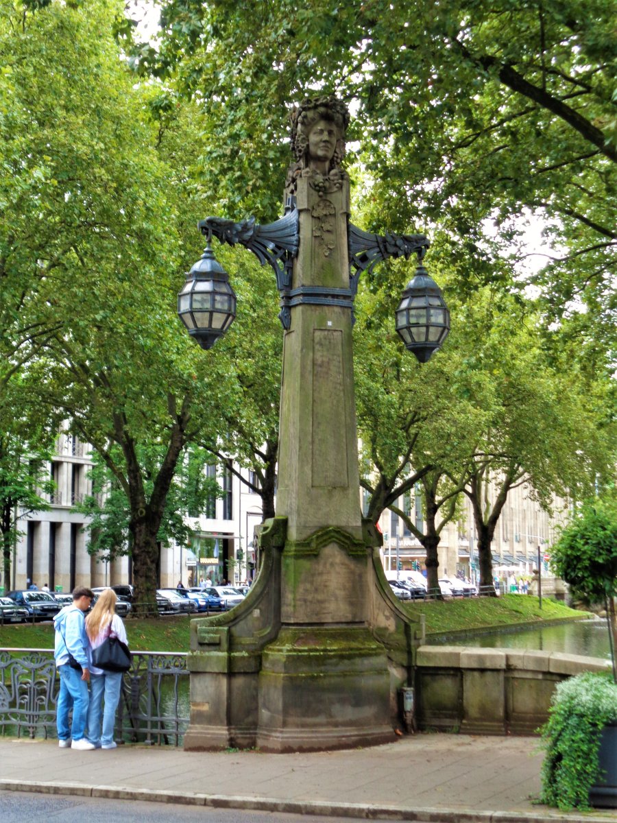 Düsseldorf - Stadtgraben 10.JPG