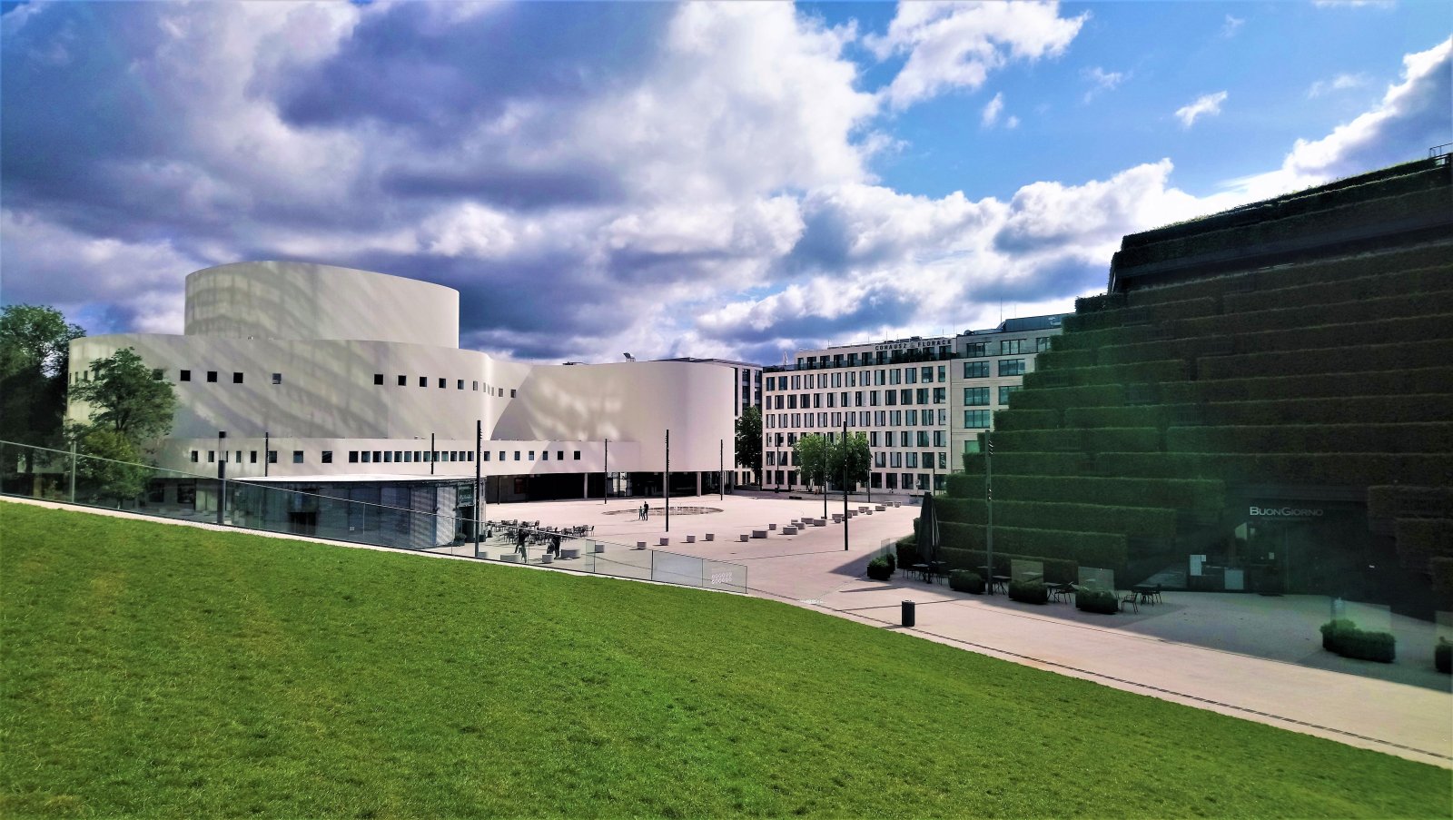 Düsseldorf - Gustaf-Gründgens Platz 03.JPG