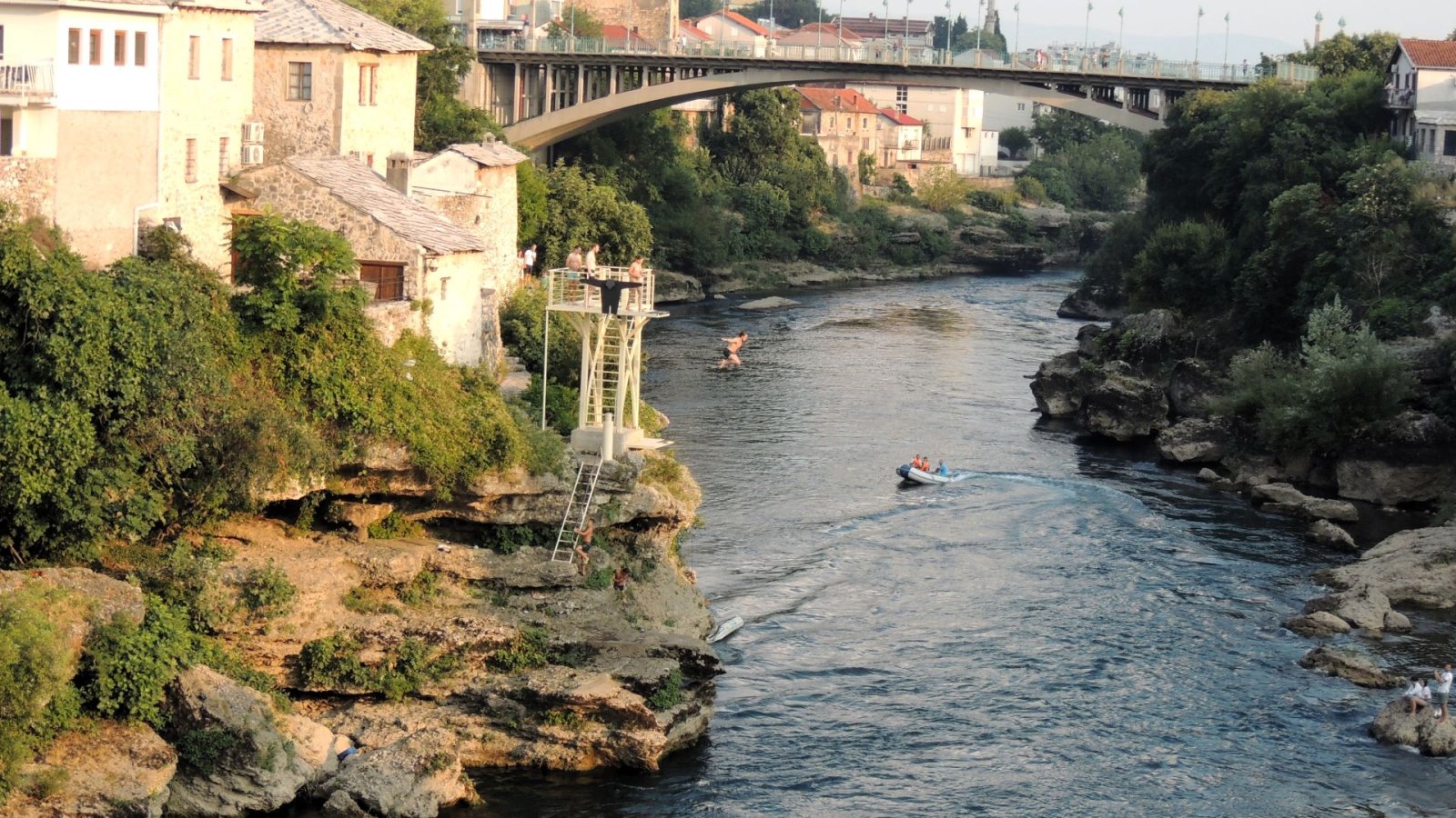 Mostar βουτιά από εξέδρα.JPG