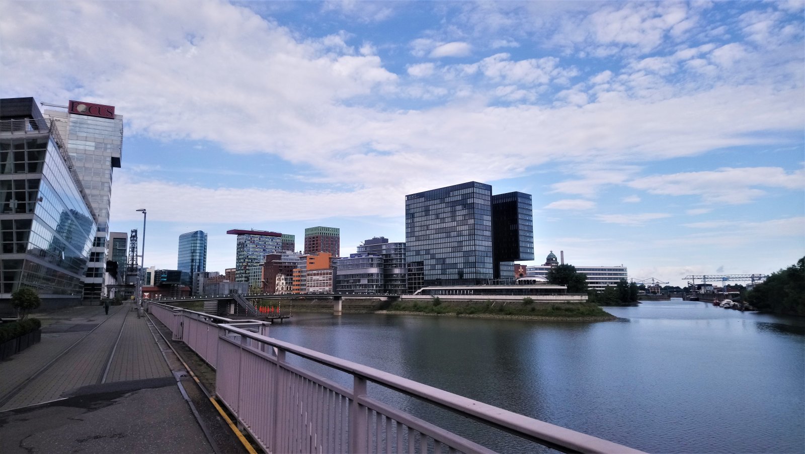 Düsseldorf - Hafen.JPG