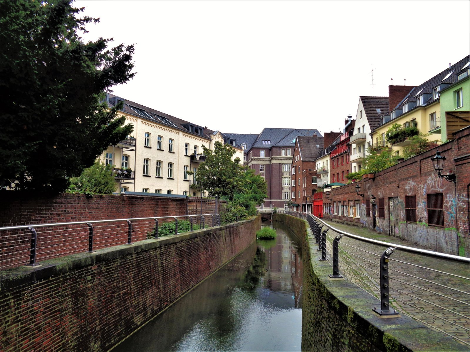 Düsseldorf - Nördliche Düssel 01.JPG