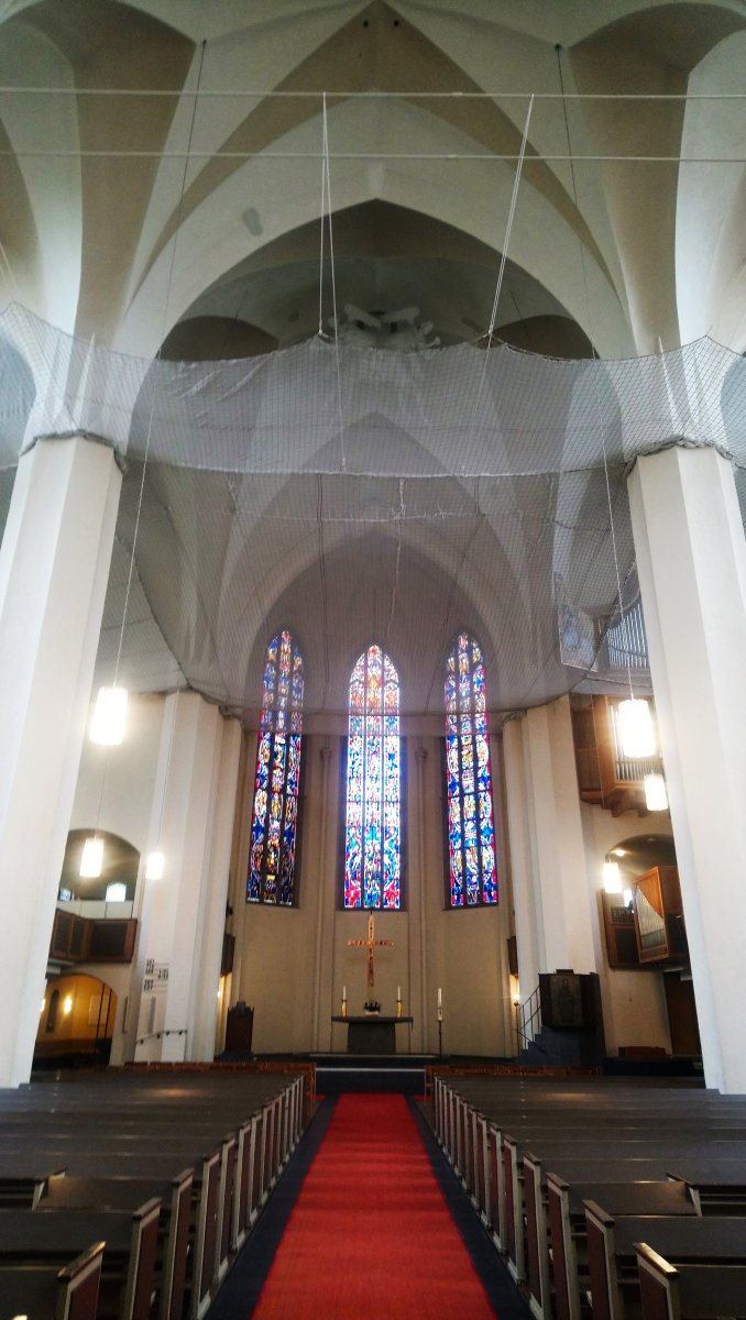 Bonn - Evangelische Kreuzkirche 03.JPG