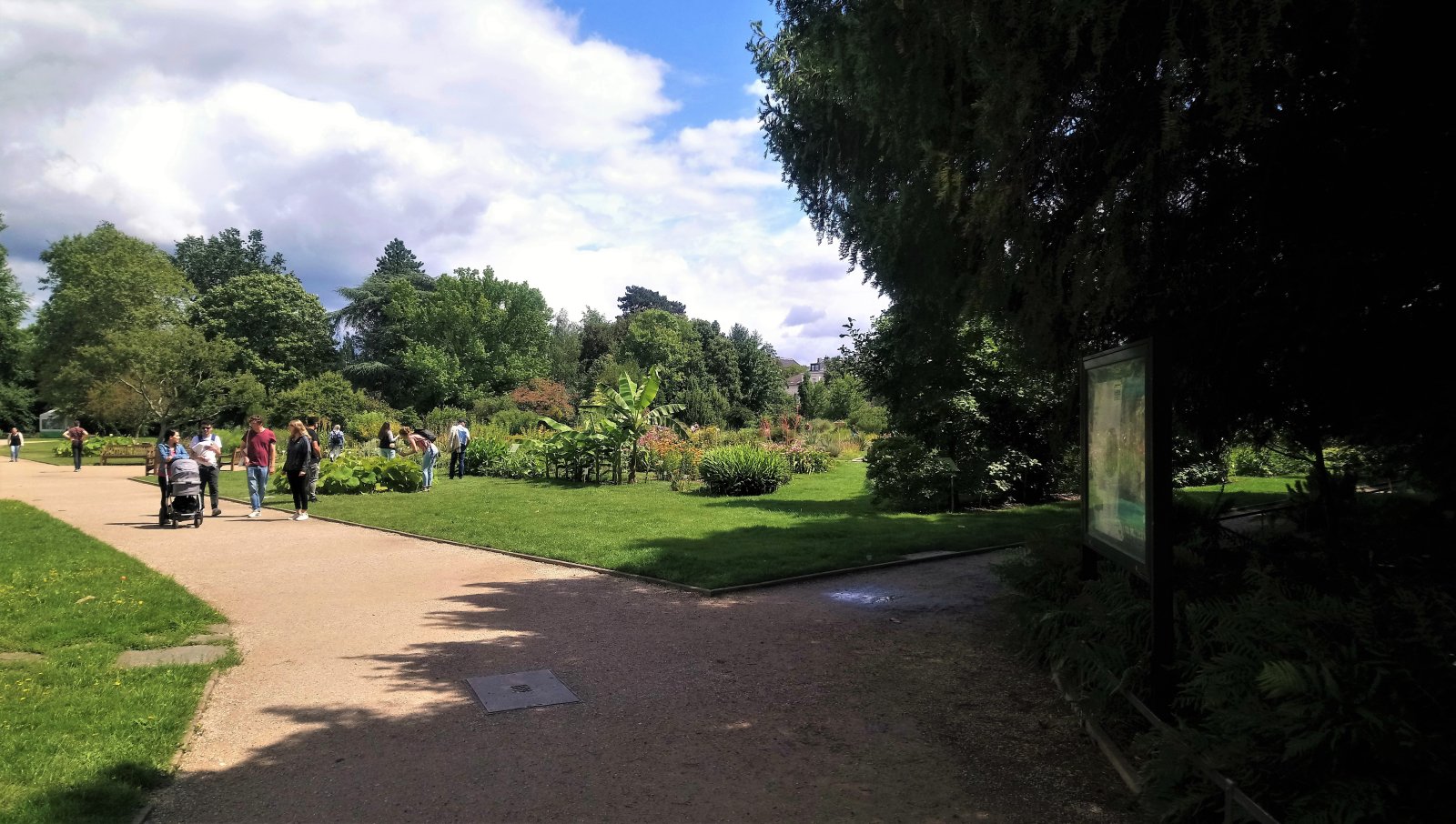Bonn - Botanical Garden 24.JPG